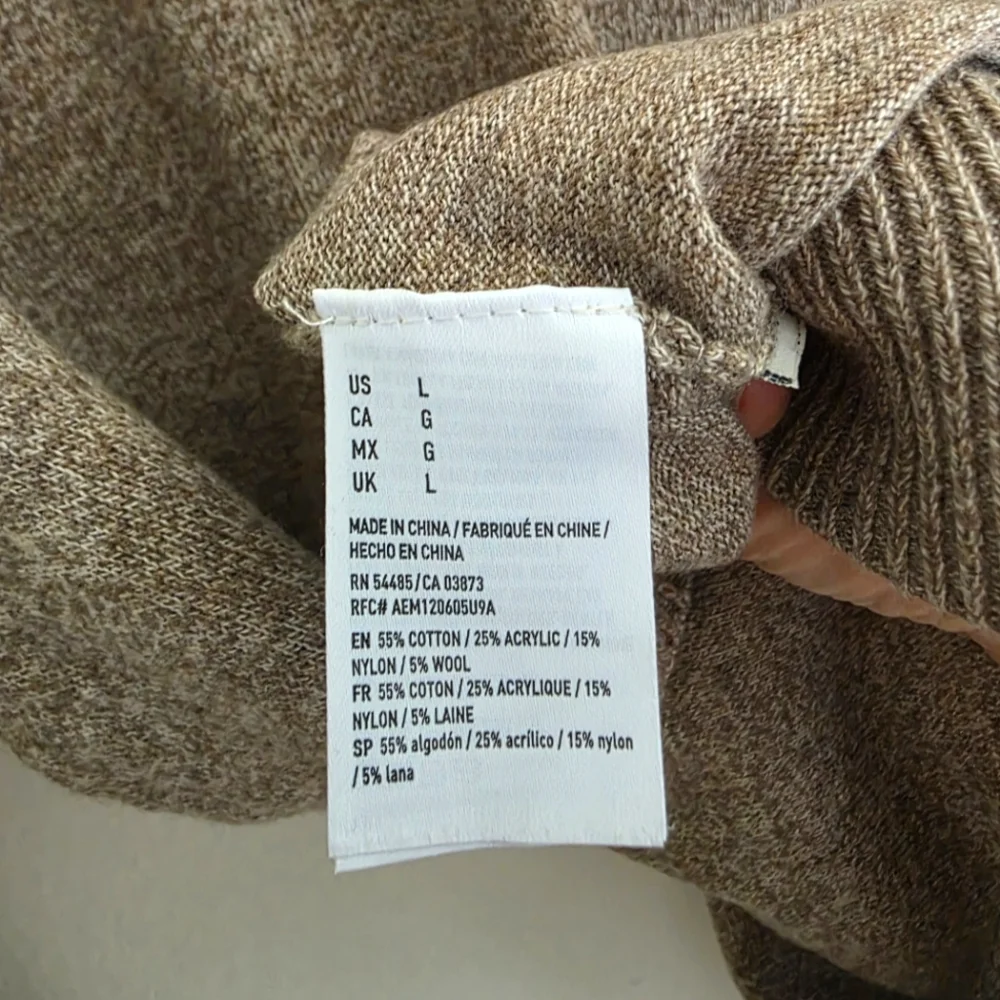 American Eagle Seriously‎ Soft Classic Fit V-Neck Sweater Men's Size Large